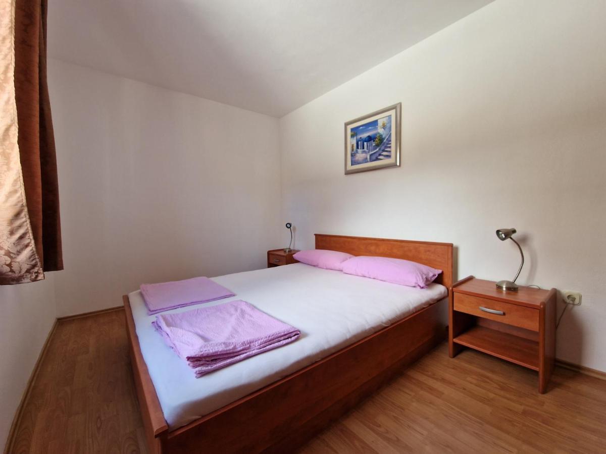 Apartments Lacic 3 Crikvenica Exterior foto